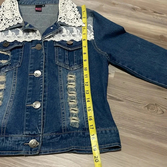 Lace trim Jean jacket Denim Lace collar Distressed Size M Retro Boho Bridal - Picture 8 of 12